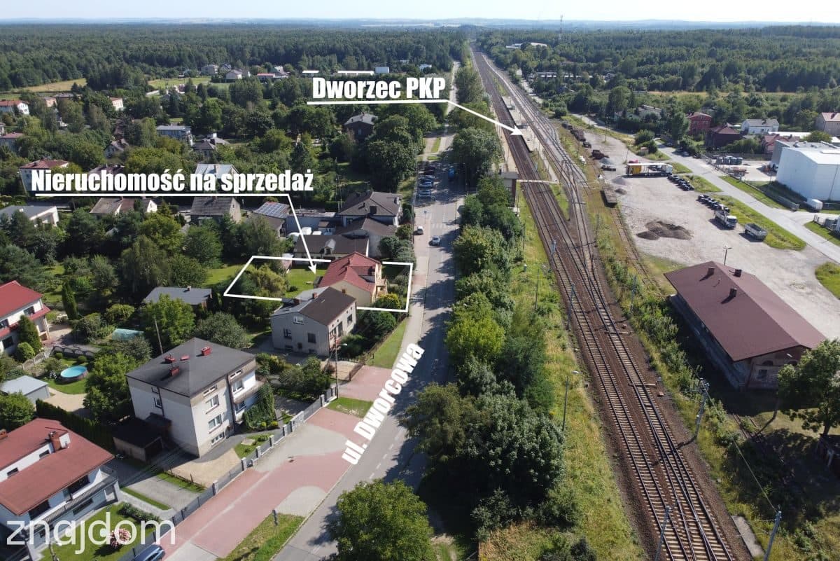 Dom idealnie skomunikowany  - 2 minuty do dworca. - zdjęcie 2