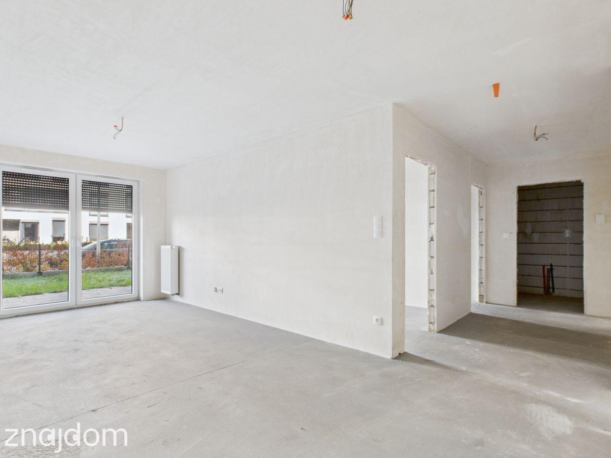 Okazja ! Mieszkanie z ogródkiem w apartamentowcu - zdjęcie 9