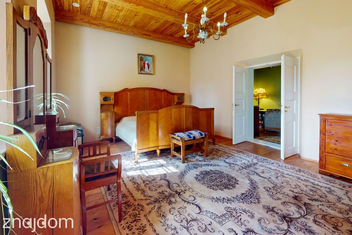 Prestiżowa nieruchomość - Dwór Bystrzanowice - zdjęcie 16