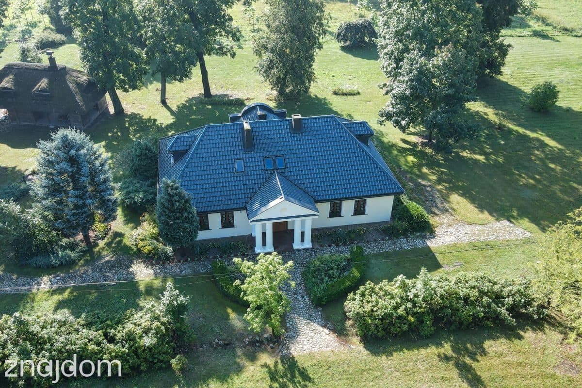 Prestiżowa nieruchomość - Dwór Bystrzanowice